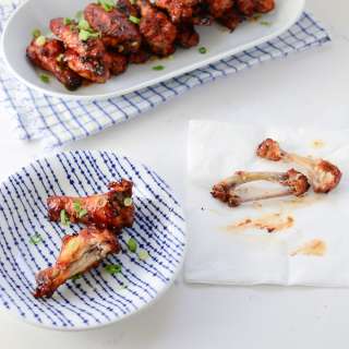 Sweet and Spicy Baked Chicken Wings
