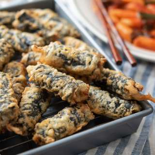 Gimmari (Korean Fried Seaweed Rolls)