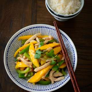 20-Minute Mango Chicken Stir-fry