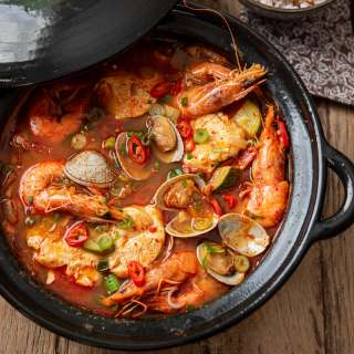 Korean Tofu Stew (Sundubu Jjigae)