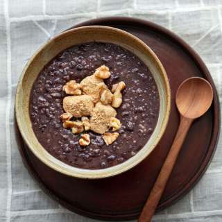 Danpatjuk (Korean Sweet Red Bean Soup)