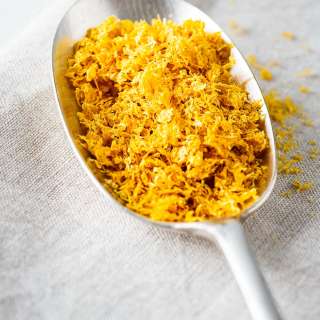 How to Dry Lemon Zest