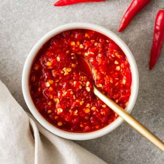 Quick Sambal Oelek Recipe (+ Substitute)