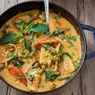 Easy Thai Red Curry Chicken with Authentic Flavor