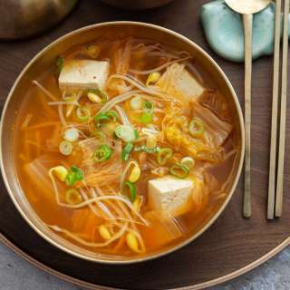 Soybean Sprout Soup with Kimchi (Kimchi Kongnamul-Guk)