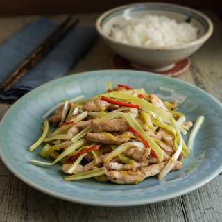 Yellow Chives and Chicken Stir-Fry Recipe