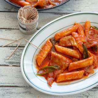 Classic Tteokbokki: Korean Spicy Rice Cakes
