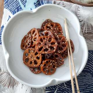 Korean Braised Lotus Root (Yeongeun Jorim)