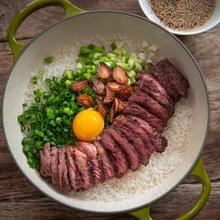 Korean Pot Rice with Steak (Sotbap)