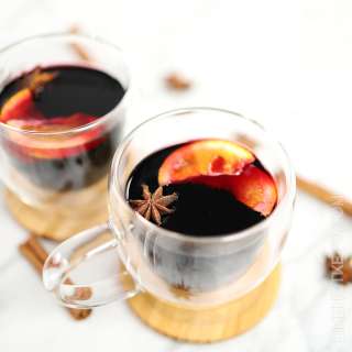 Low-Carb Mulled Wine (Gluhwein)