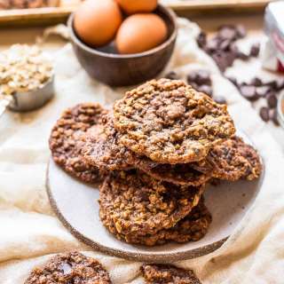 Chewy Oatmeal Chocolate Chip Cookies