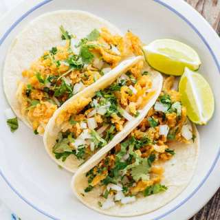 5 Ingredient Easy Chicken Carnitas Tacos