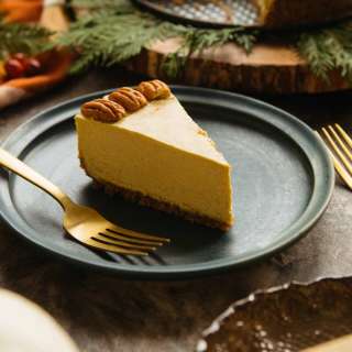 Raw Vegan Pumpkin Cheesecake