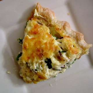 Green Bean Quiche with Mushrooms and Gouda