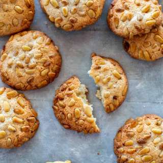 Pine Nut Cookies