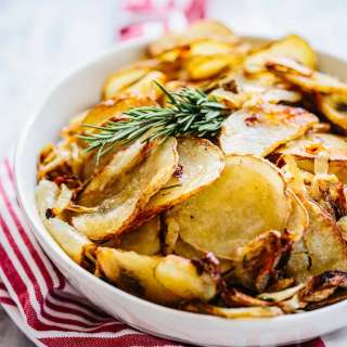 Crispy Roasted Potatoes and Onions