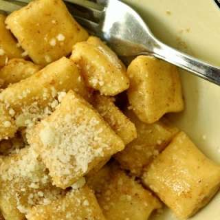 Dunderi with Lemon and Butter