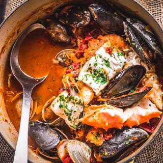 Best Cioppino Recipe (Seafood Stew)