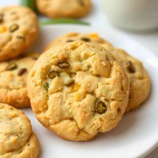 CHEESY JALAPEÑO SHORTBREAD