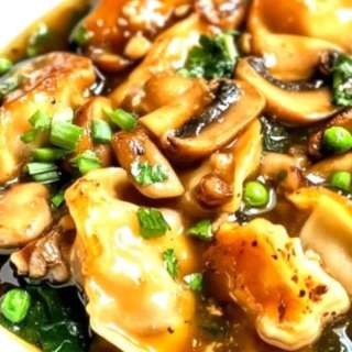 POTSTICKER SOUP WITH MUSHROOMS & BOK CHOY