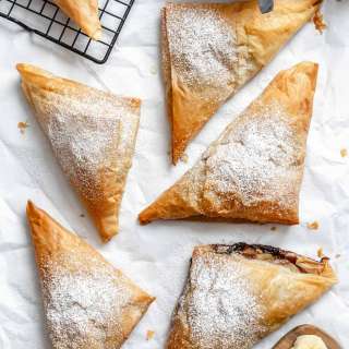 Phyllo Pastries with Nutella and Banana