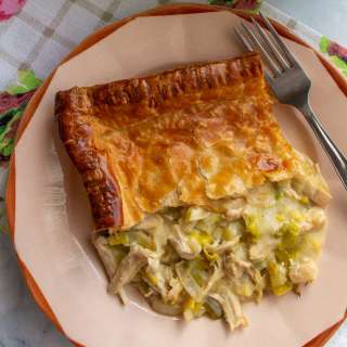 Easy Chicken and Leek Pie