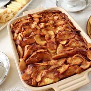 Baked Cinnamon Apple French Toast Casserole