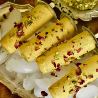 Easy Mango Kulfi (Pakistani Ice Cream)