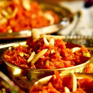 Carrot Halwa (Pakistani Gajar Ka Halwa)