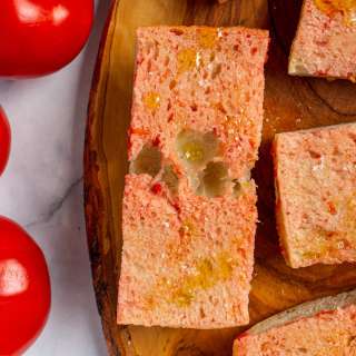 Pan con Tomate (Spanish Tomato Bread)