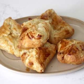 How To Make Super Easy Cheese Buns