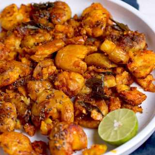 Spicy Masala Smashed Potatoes