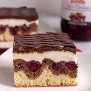 Donauwelle (Danube Wave Cake) / Schneewittchenkuchen (Snow White Cake)