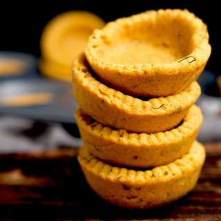 Makki Ki Roti Tart (Savory Cornmeal Tart)