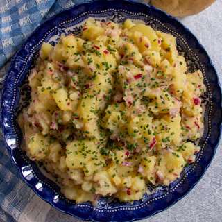 Erdäpfelsalat (Austrian Potato Salad)
