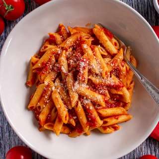 Penne all’ Arrabbiata (Spicy Tomato Pasta)