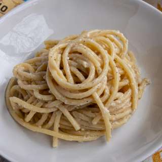 Authentic Bucatini Cacio e Pepe (Roman Cheese and Pepper Pasta)