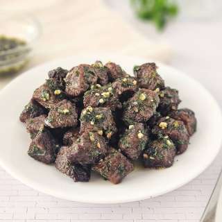 Delicious Garlic Butter-Dipped Air Fryer Steak Bites