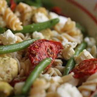 Chicken and Sun-Dried Tomato Pasta (w/ gluten and dairy-free options)