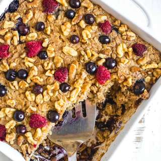 Super Easy Gluten-free Vegan Baked Oatmeal