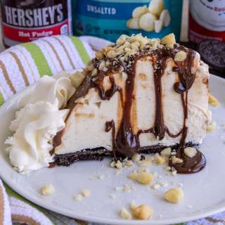 Duke’s Hula Pie (Copycat Recipe)