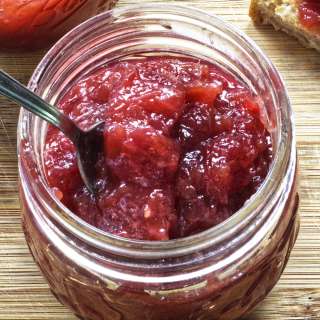 Simple Rhubarb and Gin Jam with Ginger