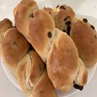 The Best Raisin Bread Recipe (Tangzhong Method)