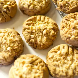 Almond Flour Peanut Butter Cookies