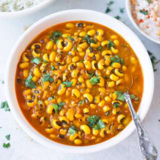 Black Eyed Peas Curry (Indian Lobia Masala) - Instant Pot & Stovetop