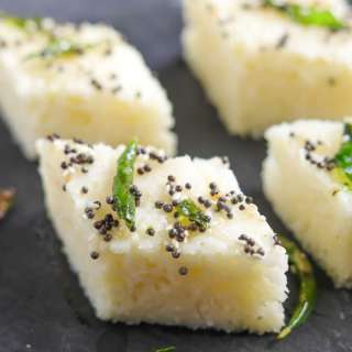 Rava Dhokla