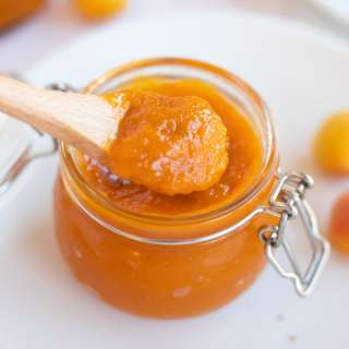 Instant Pot Apricot Jam