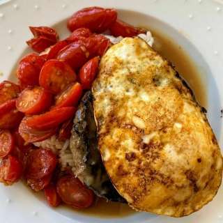 Loco Moco with Tomatoes