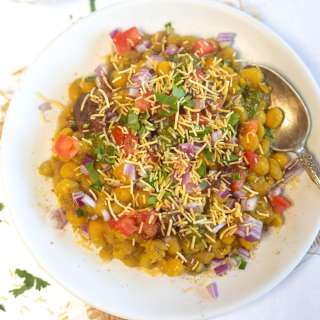 Ragda Chaat (Matar Chaat)