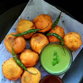 Potato Bonda Recipe (2 Ways) | Aloo Bonda
